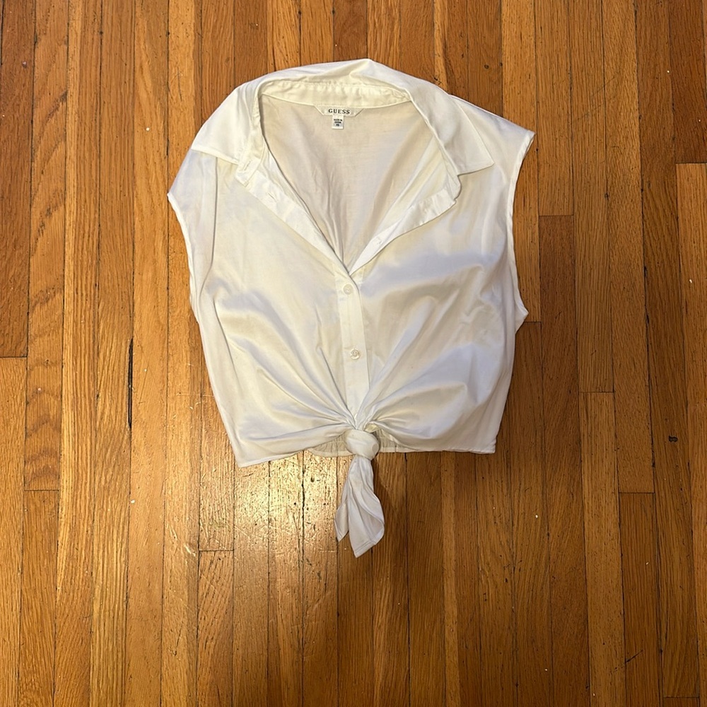 NWOT White Guess Crop Top Blouse, Size XS